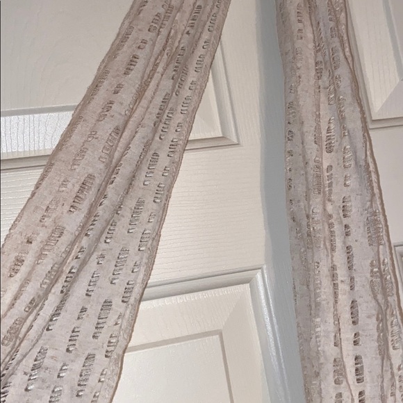 Scarf - Picture 2 of 2